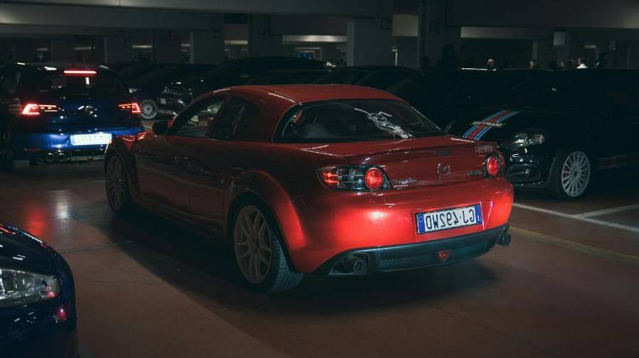 Premium Sedan 1